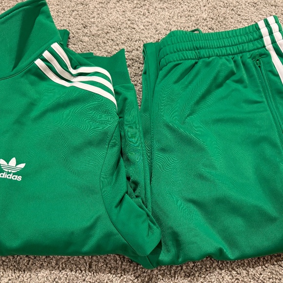 ADIDAS TRACKSUIT SET - Picture 3 of 6